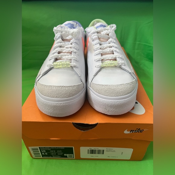 Nike Women’s Blazer Low Platform Size 10 - Picture 7 of 7